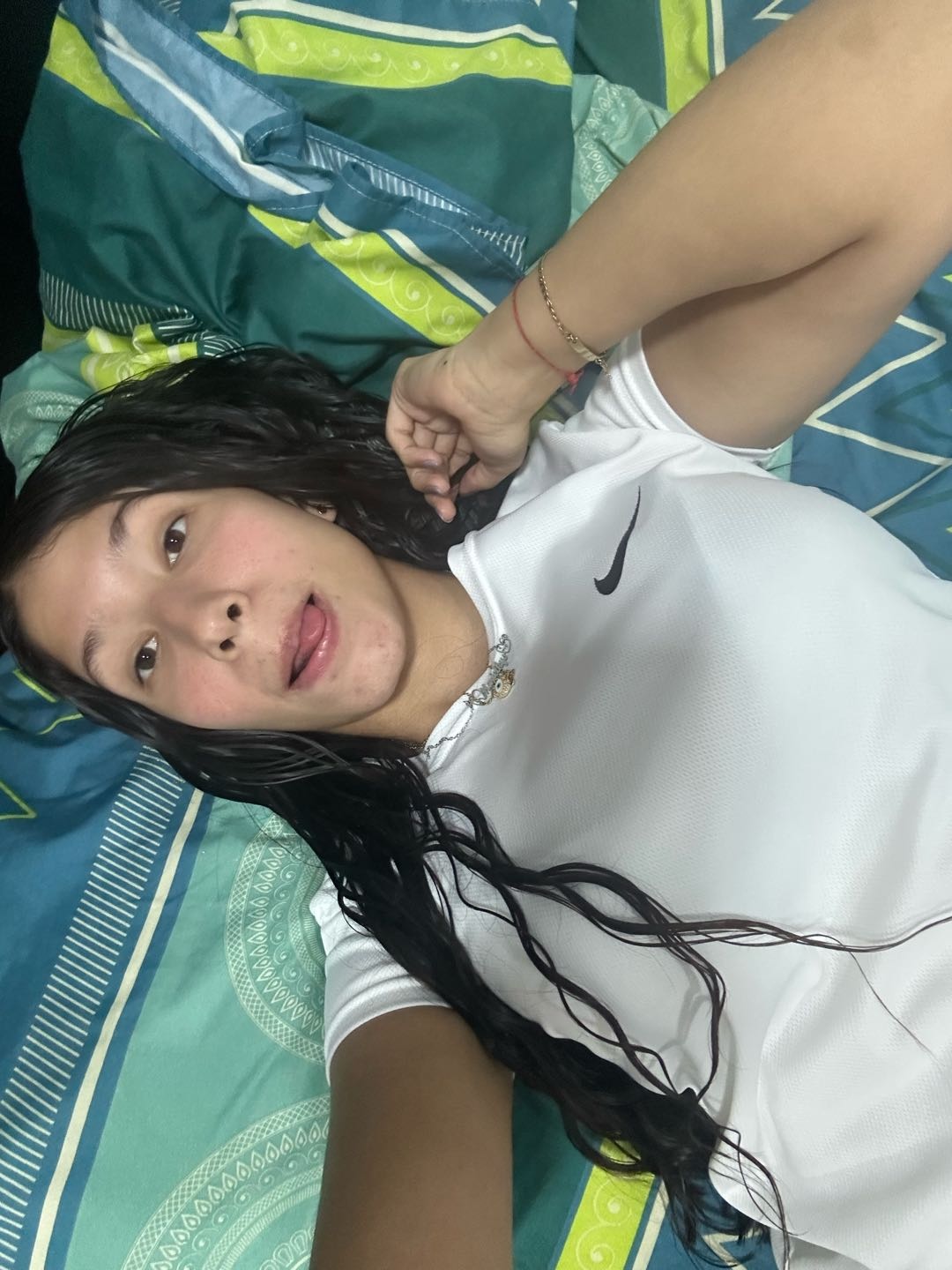 Cam Chat with Girls: A Respectful Guide to Better Live Calls — CoomChat (2)